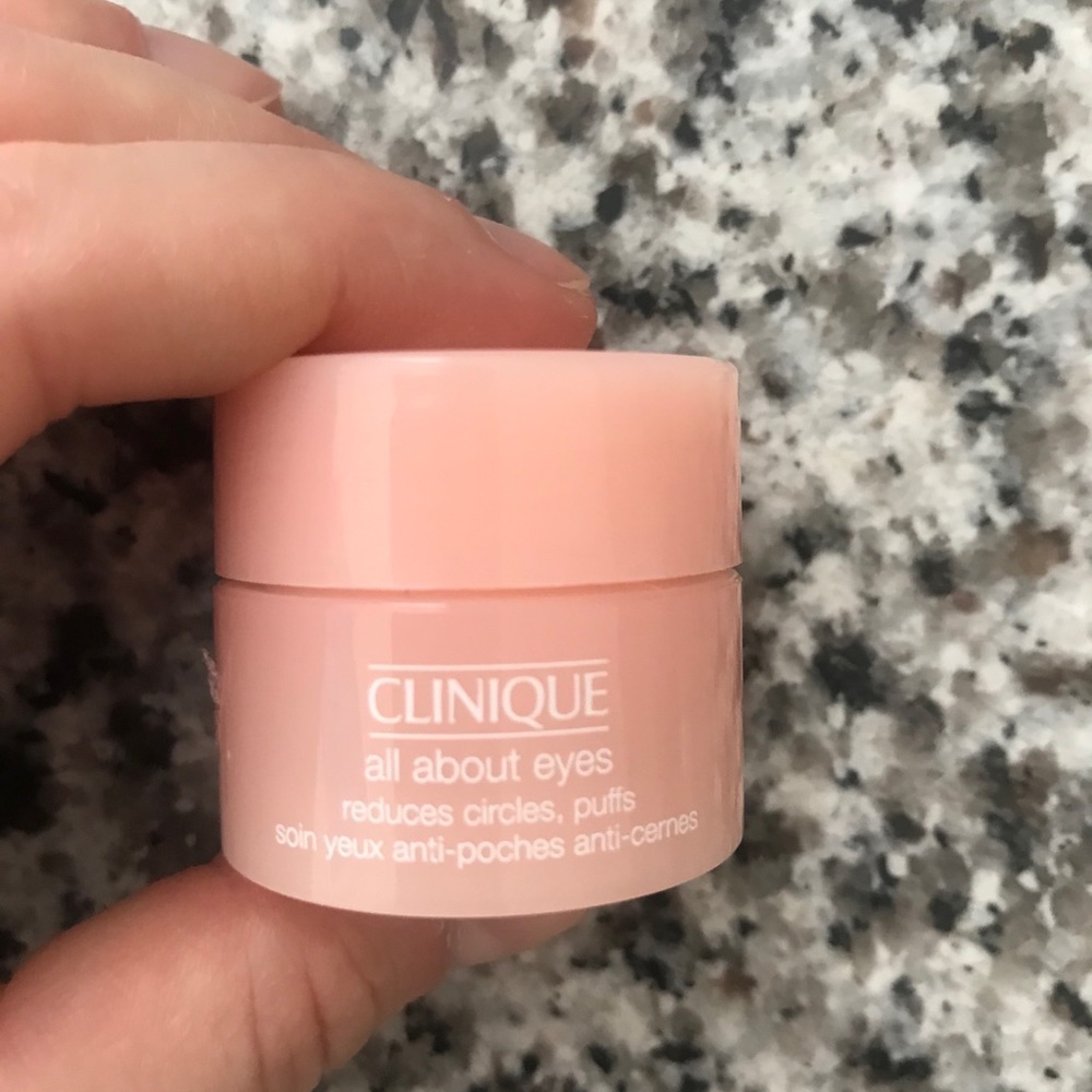 Clinique Bundle - Picture 4 of 5